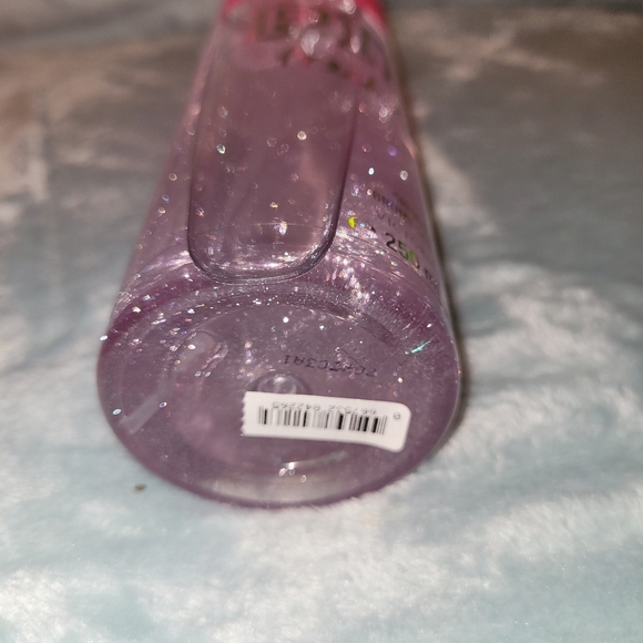 VS PINK Fresh and Clean - Picture 8 of 8